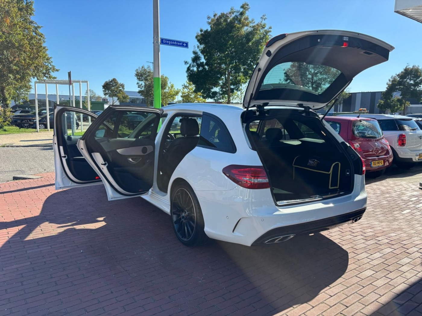Foto van Mercedes-Benz AMG C 43