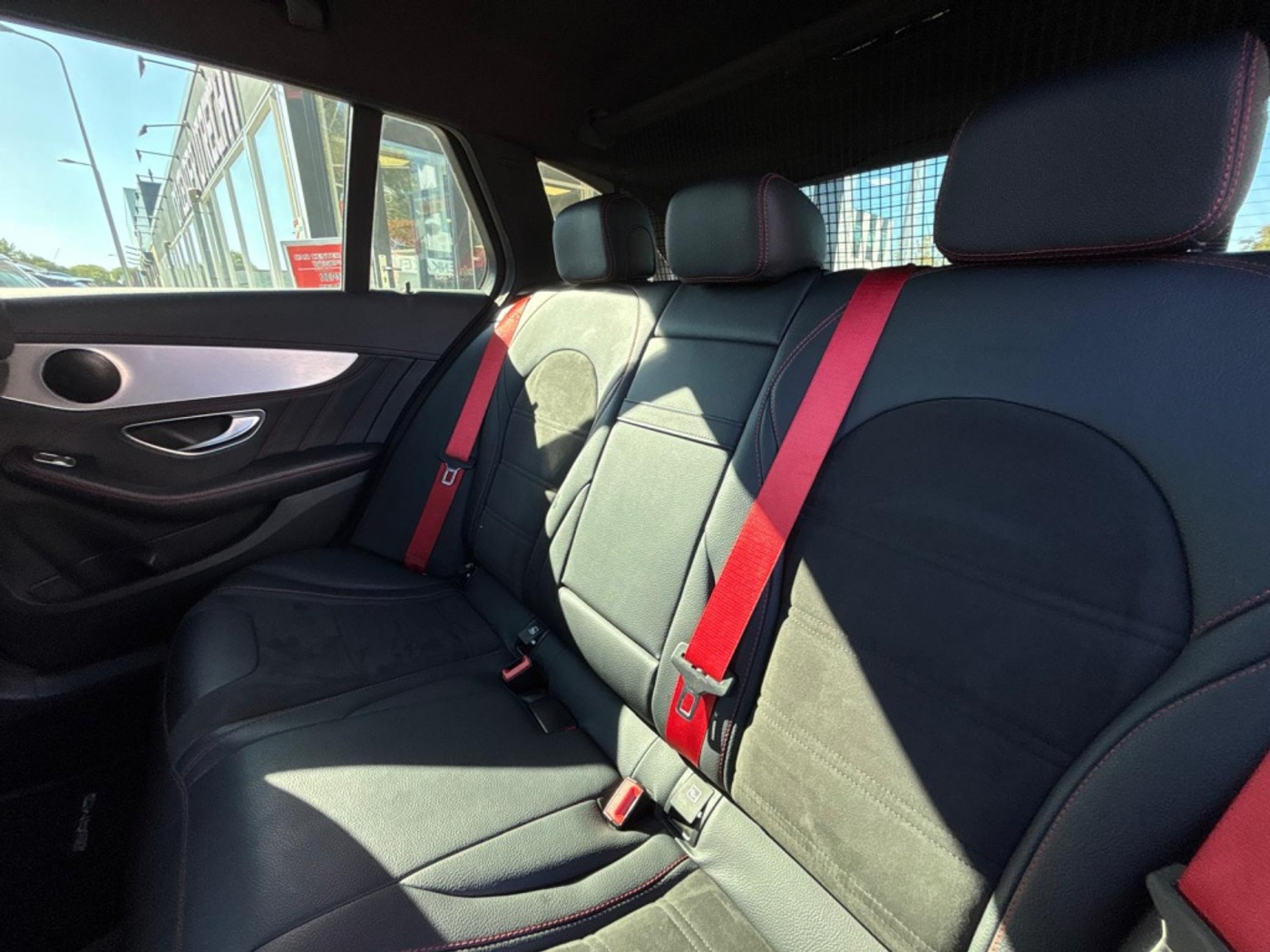 Foto van Mercedes-Benz AMG C 43