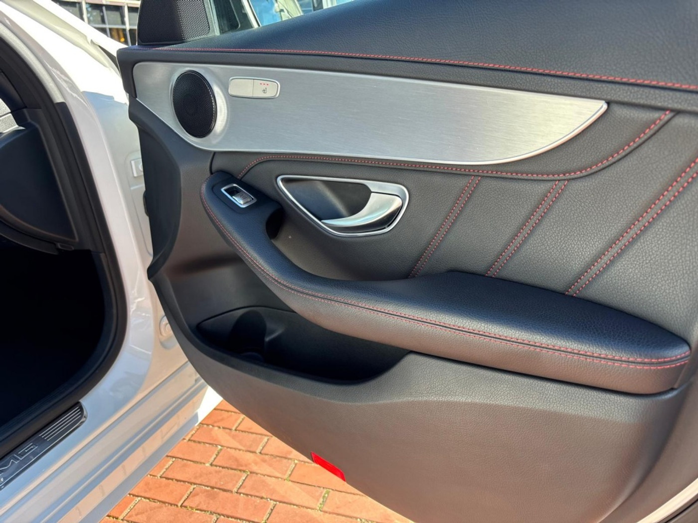 Foto van Mercedes-Benz AMG C 43