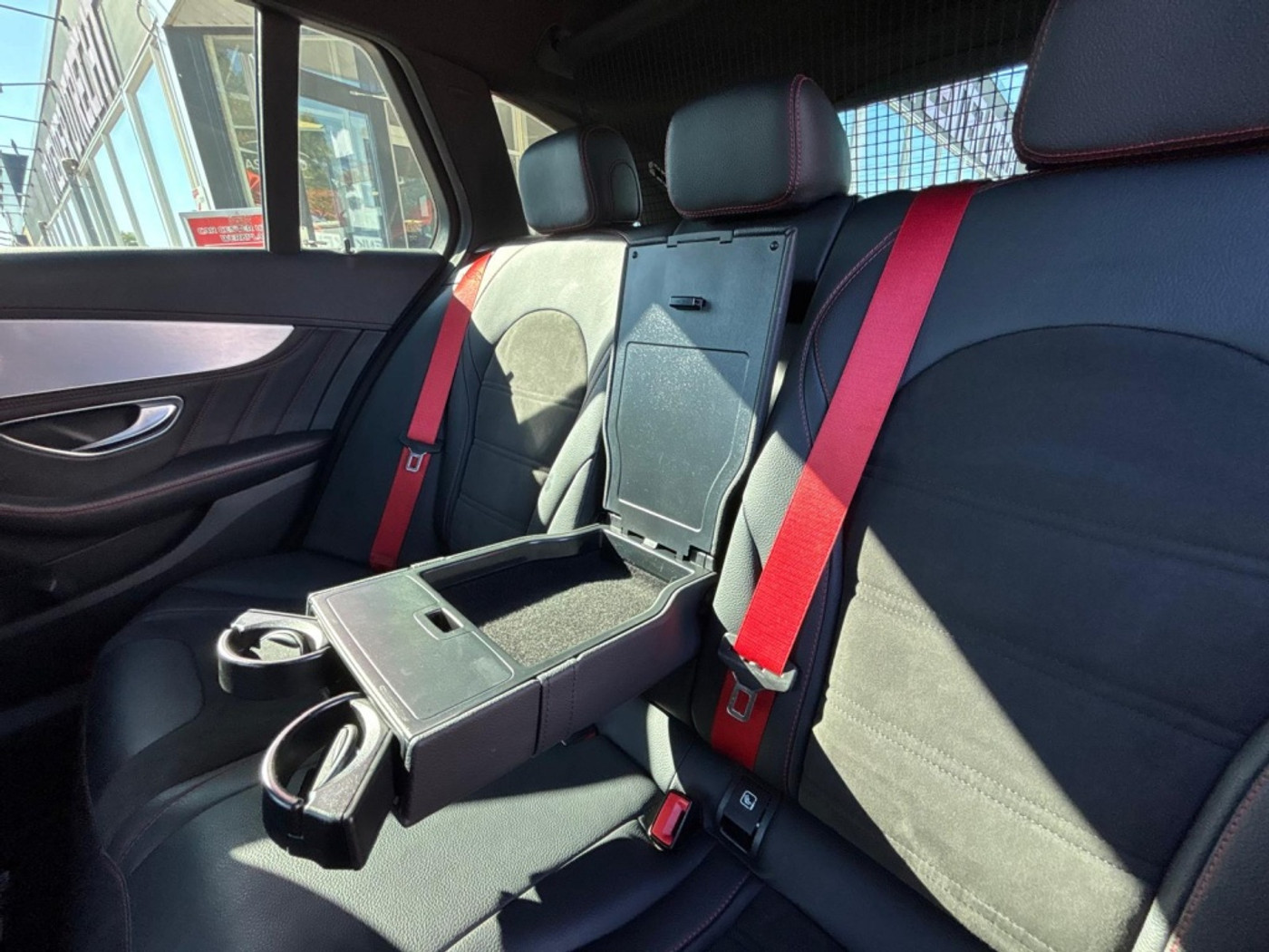 Foto van Mercedes-Benz AMG C 43
