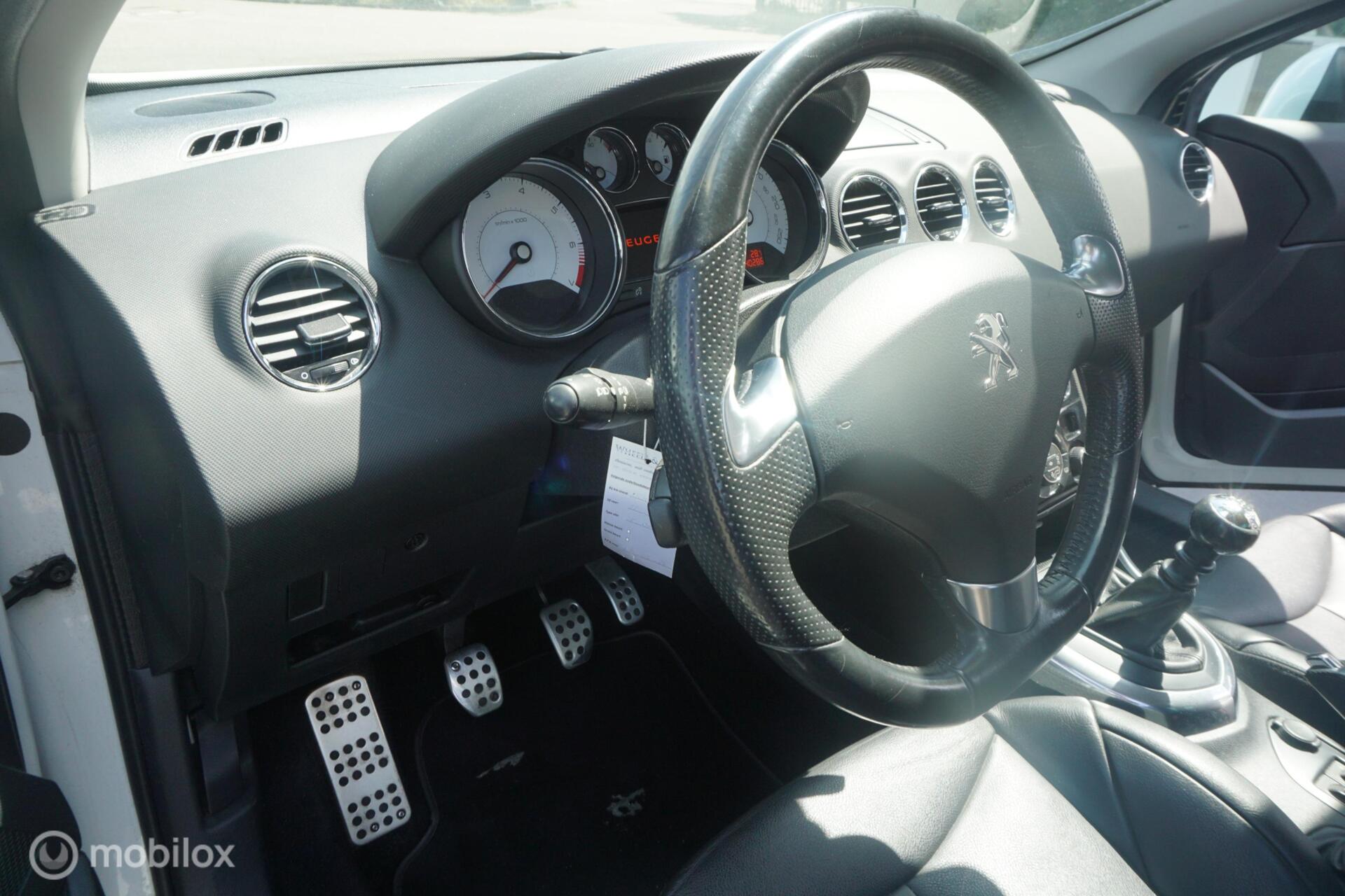 Foto van Peugeot 308 CC