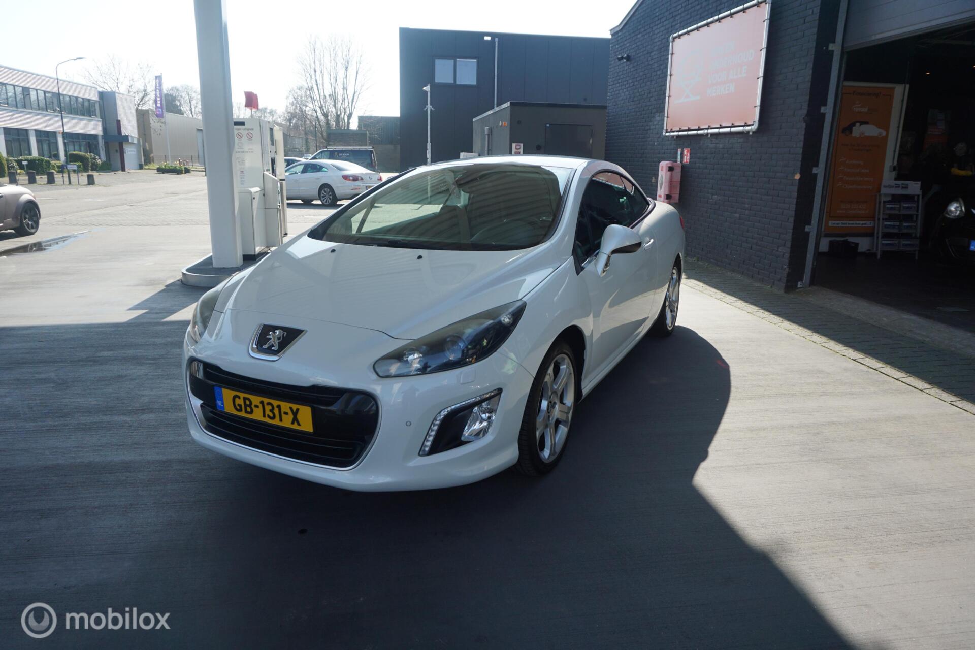 Foto van Peugeot 308 CC