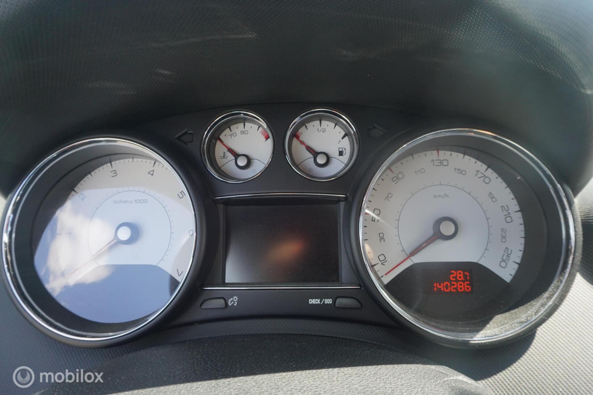 Foto van Peugeot 308 CC