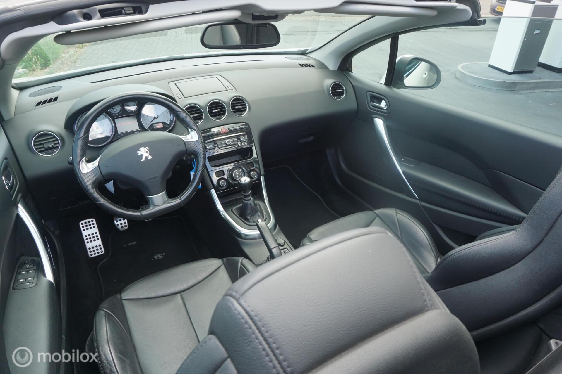 Foto van Peugeot 308 CC