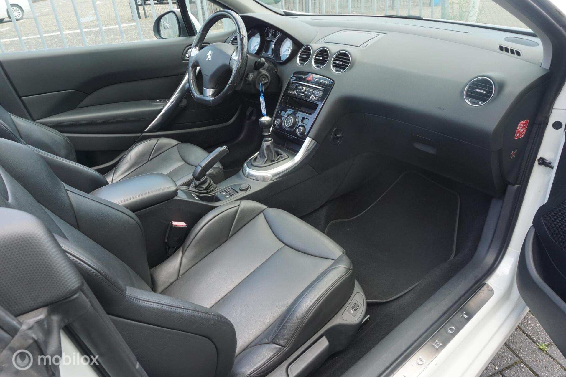 Foto van Peugeot 308 CC