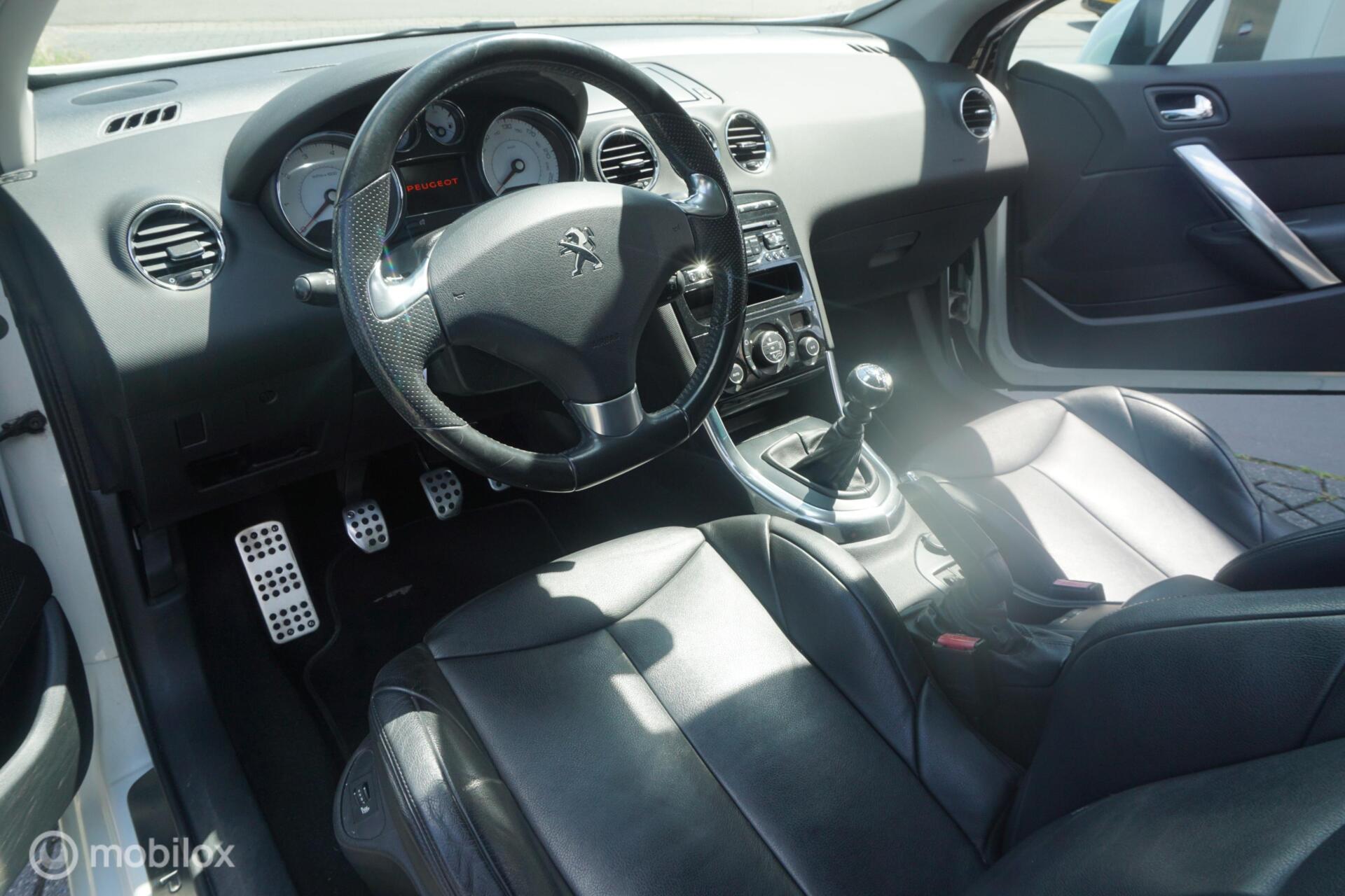 Foto van Peugeot 308 CC
