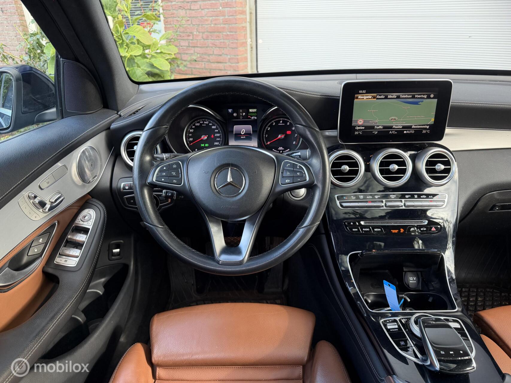 Foto van Mercedes-Benz GLC 350 E 4Matic