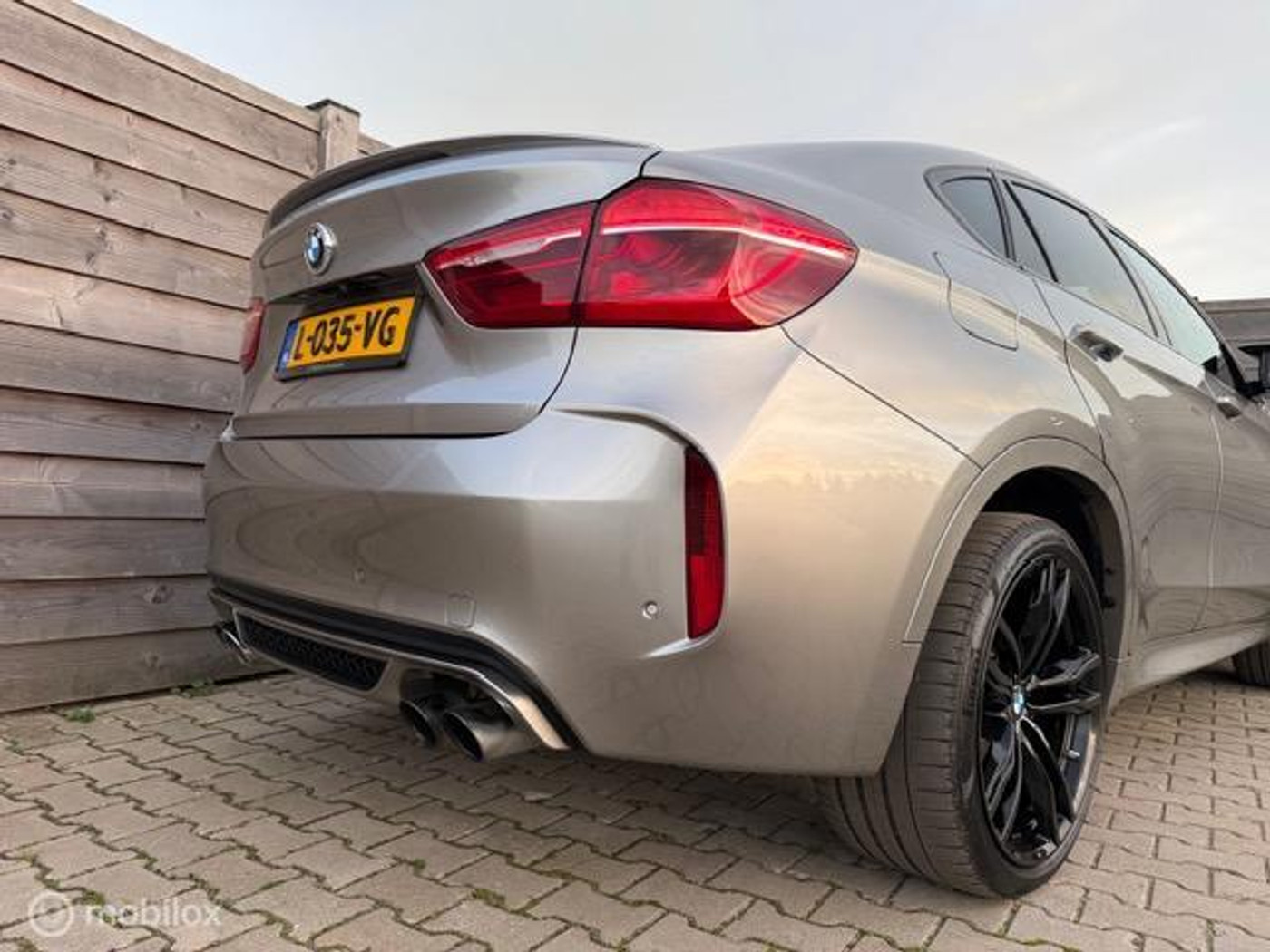 Foto van BMW X6 M