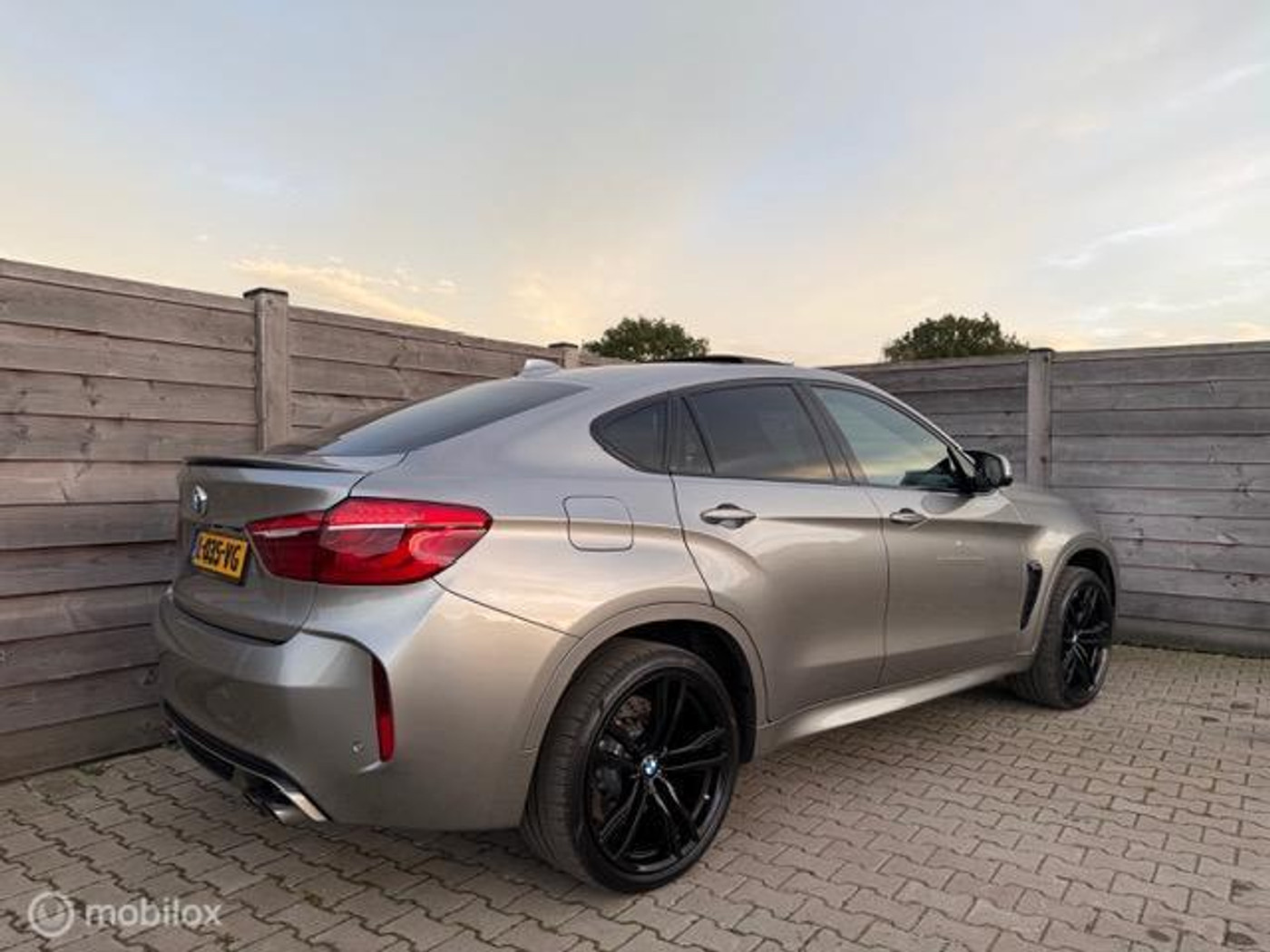 Foto van BMW X6 M