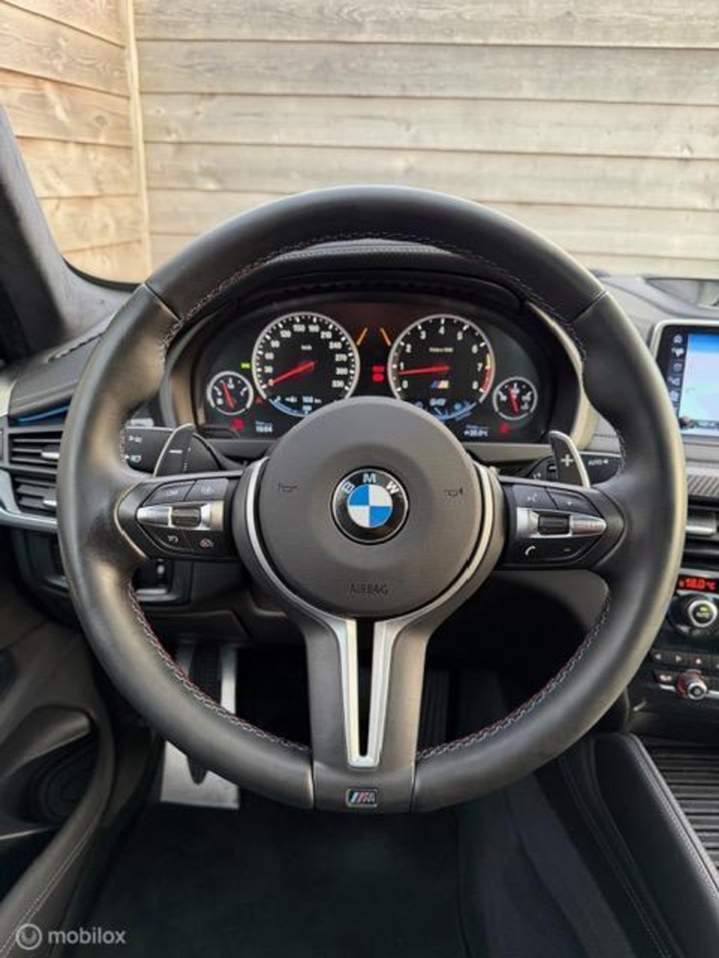 Foto van BMW X6 M