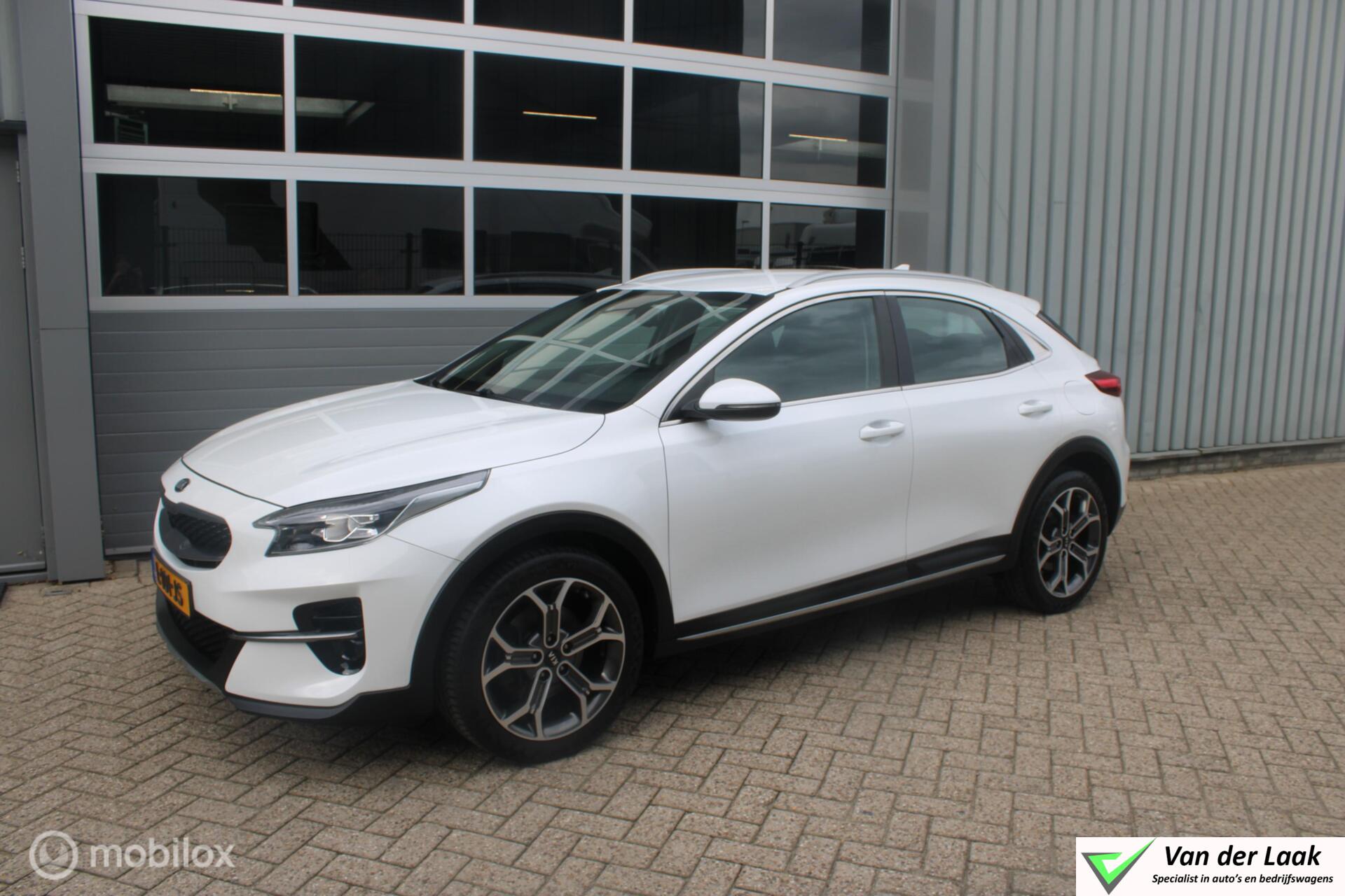 Kia Xceed 1.0 T-GDi DynamicLine 2021 - voorkant