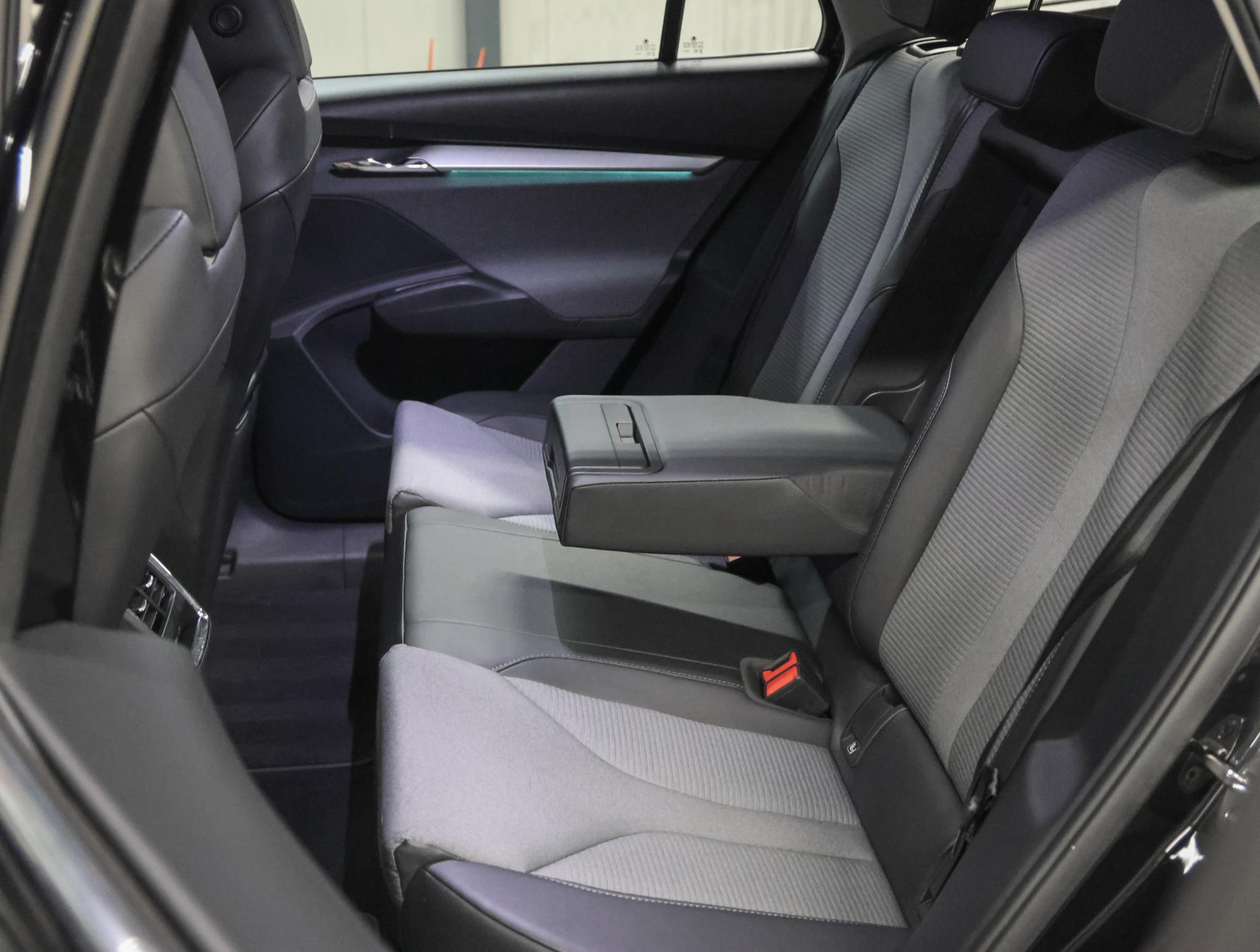 Foto van Skoda Enyaq 80