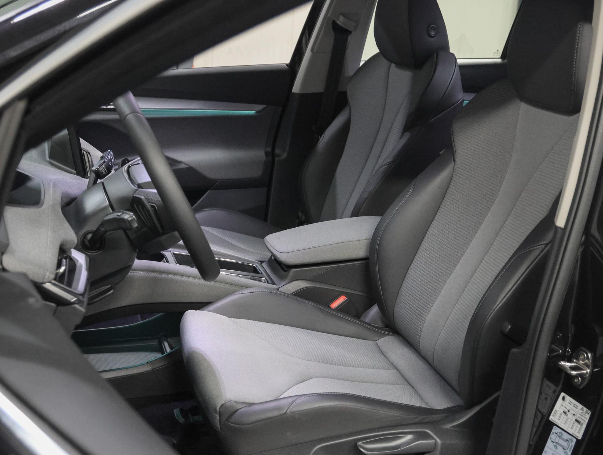 Foto van Skoda Enyaq 80