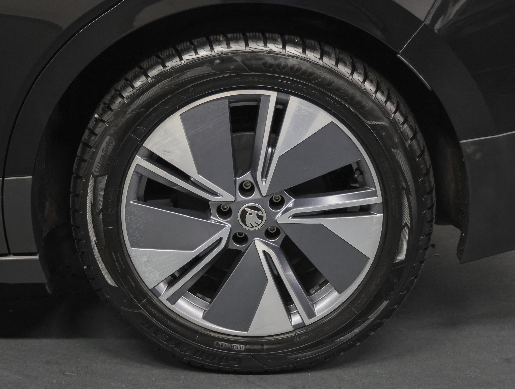 Foto van Skoda Enyaq 80