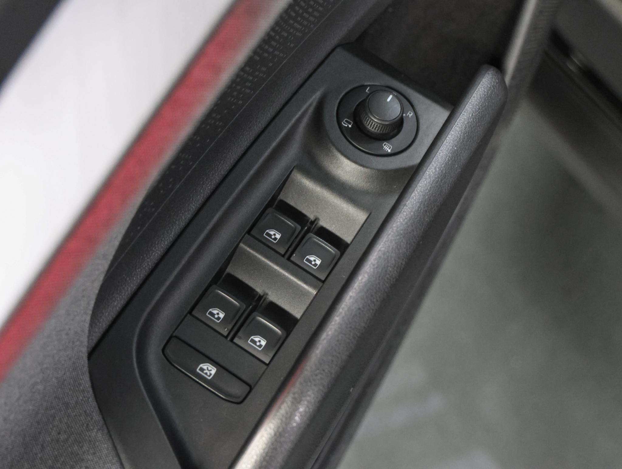 Foto van Skoda Enyaq 80