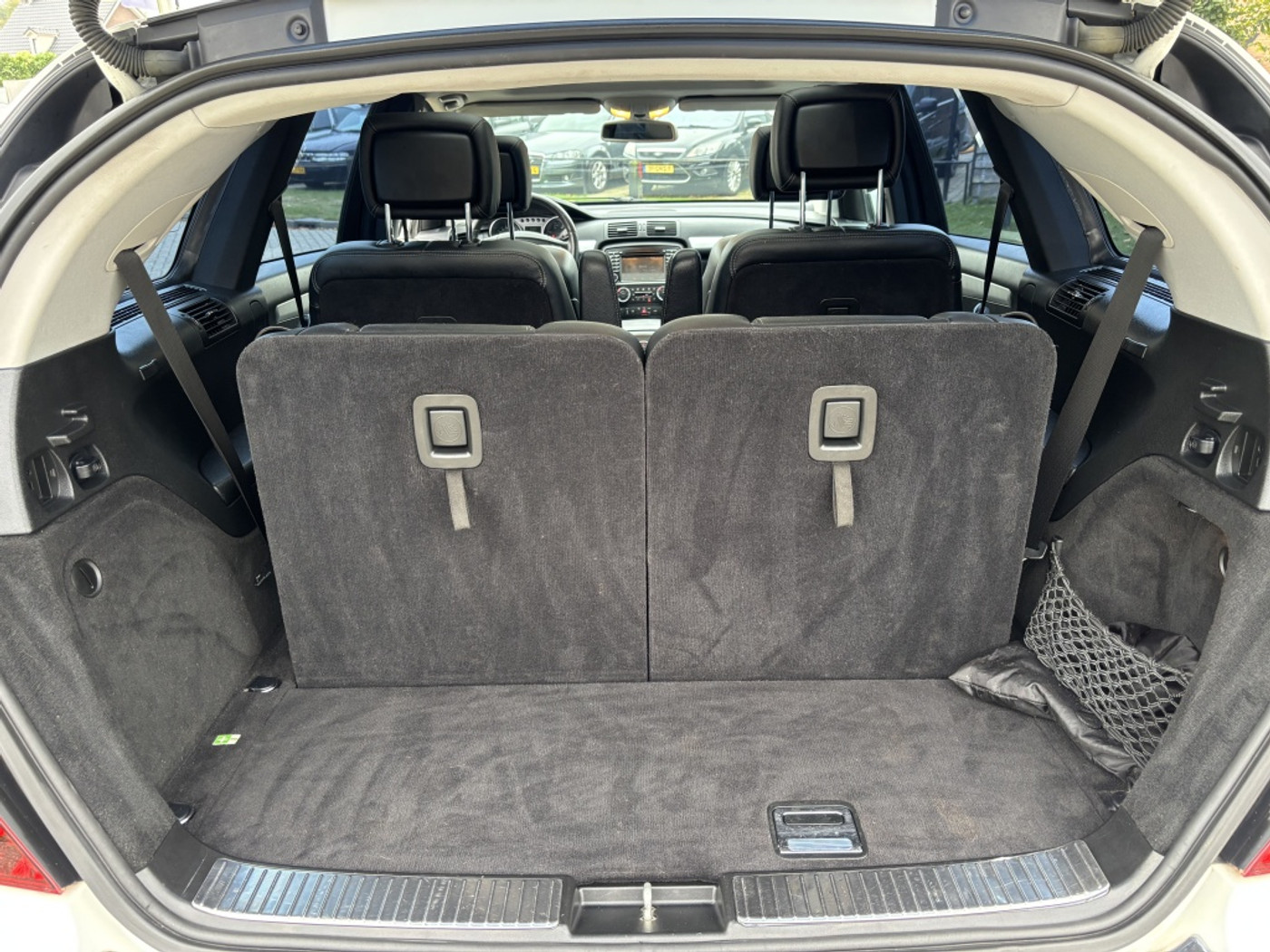 Foto van Mercedes-Benz R 500 4Matic