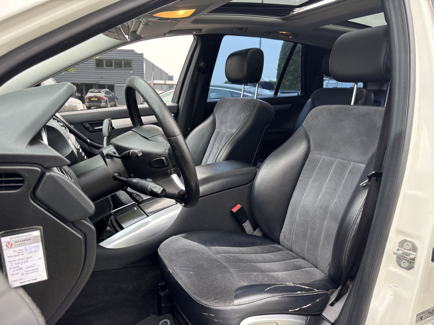 Foto van Mercedes-Benz R 500 4Matic