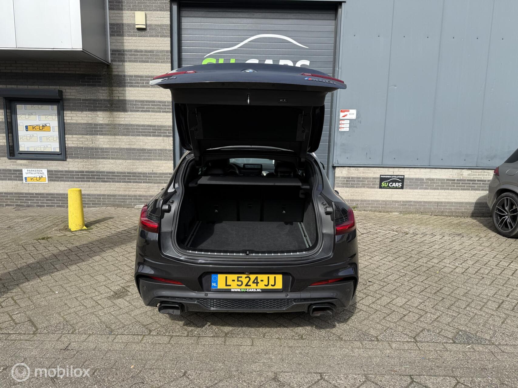 Foto van BMW X4 M40i