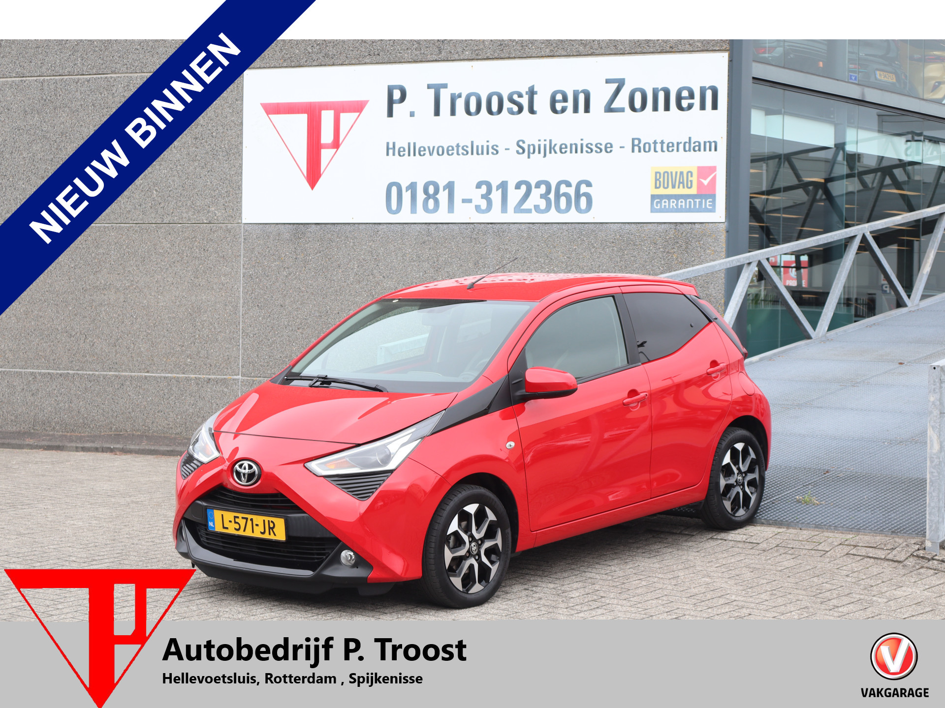 Toyota Toyota Aygo 1.0 VVT-i x-joy Automaat Nederlandse auto/Apple carplay/Achteruitrijcamera/Climate control/DAB Radio/Licht metalen velgen 2021 - voorkant