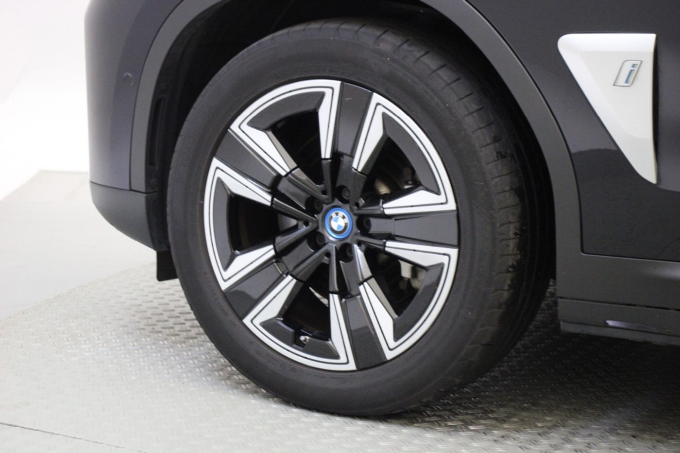 Foto van BMW Ix3