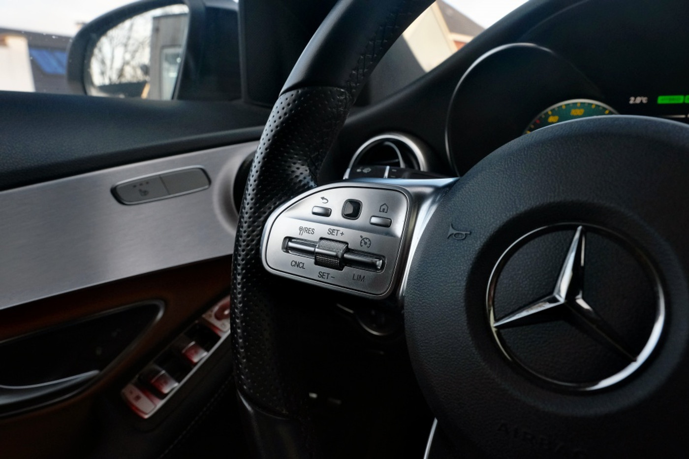 Foto van Mercedes-Benz C 300 E