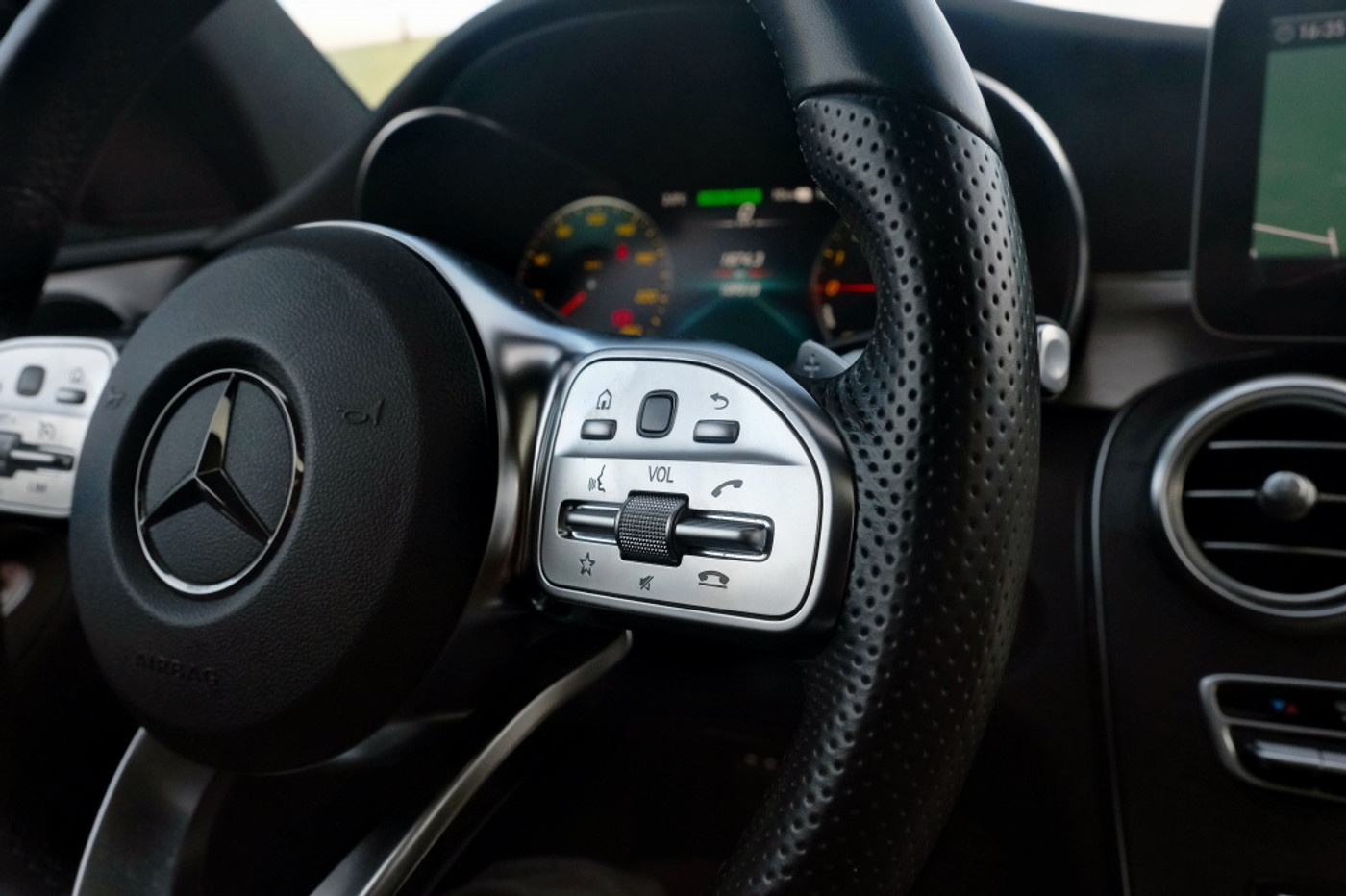 Foto van Mercedes-Benz C 300 E