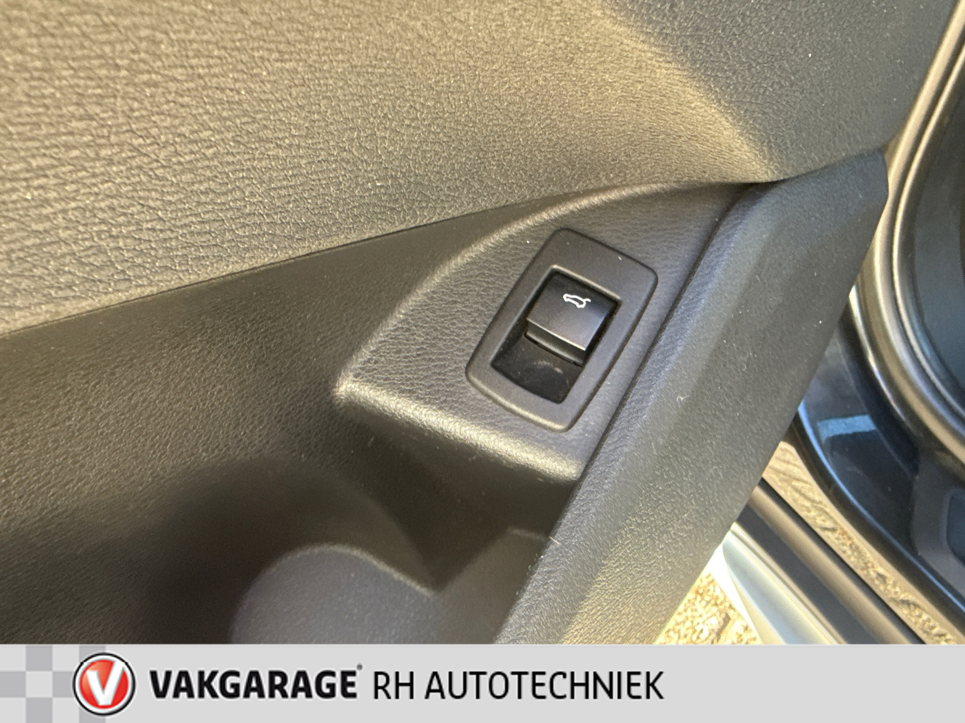 Foto van BMW X1 Xdrive20i