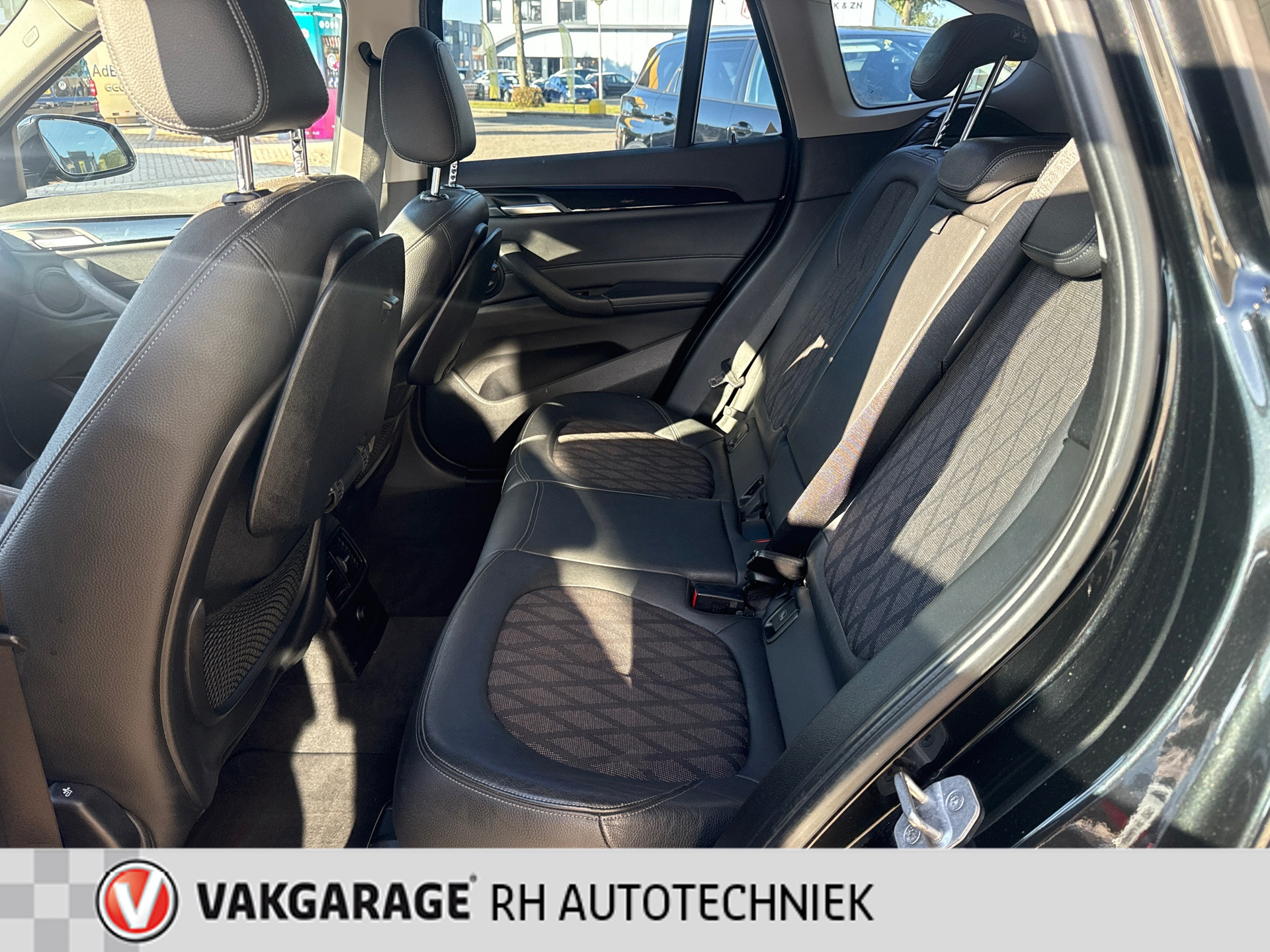 Foto van BMW X1 Xdrive20i