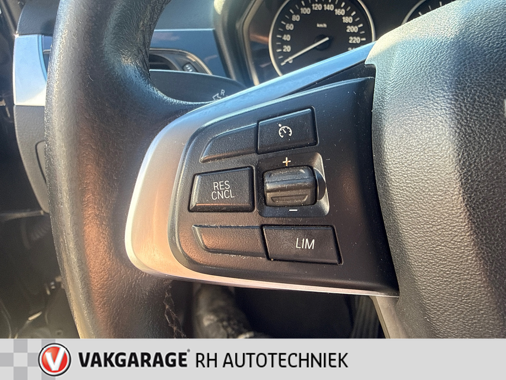 Foto van BMW X1 Xdrive20i