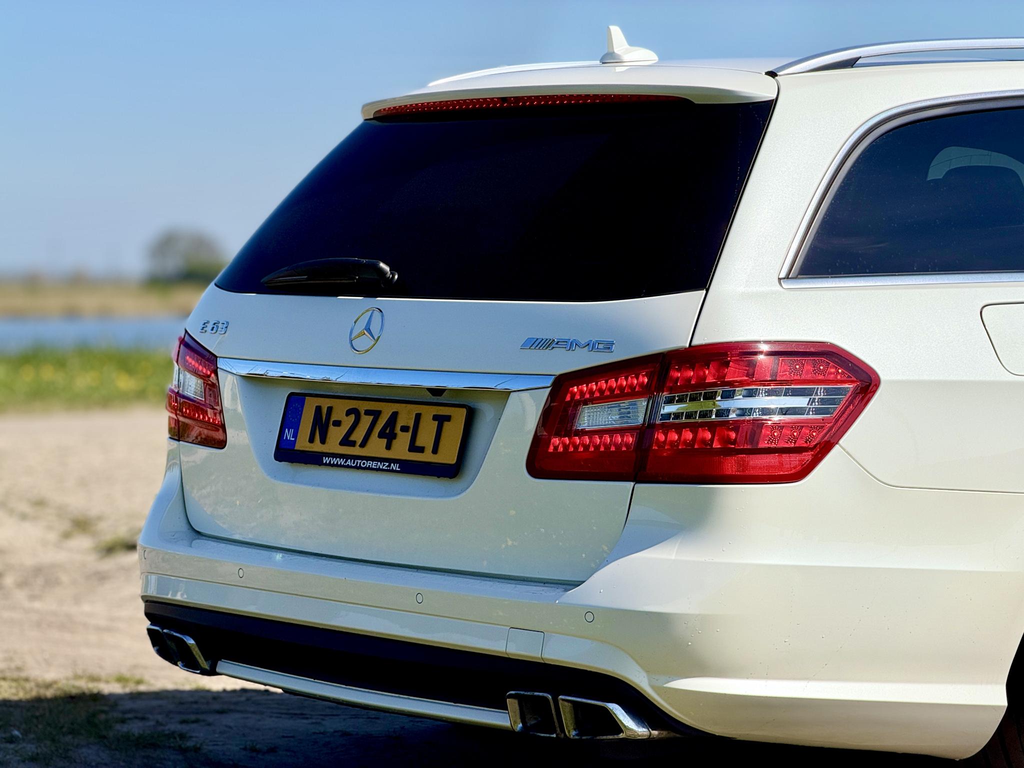 Foto van Mercedes-Benz E 63 AMG