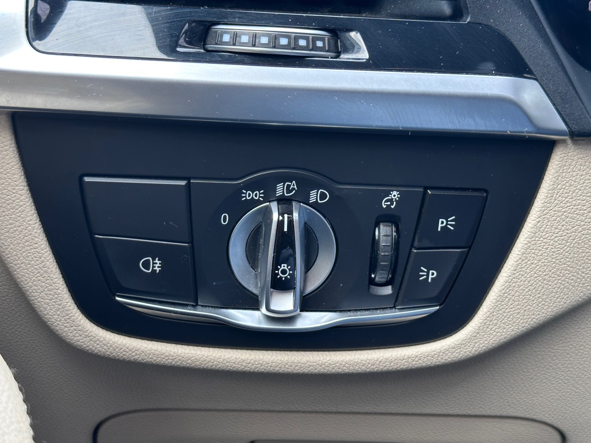 Foto van BMW Ix3