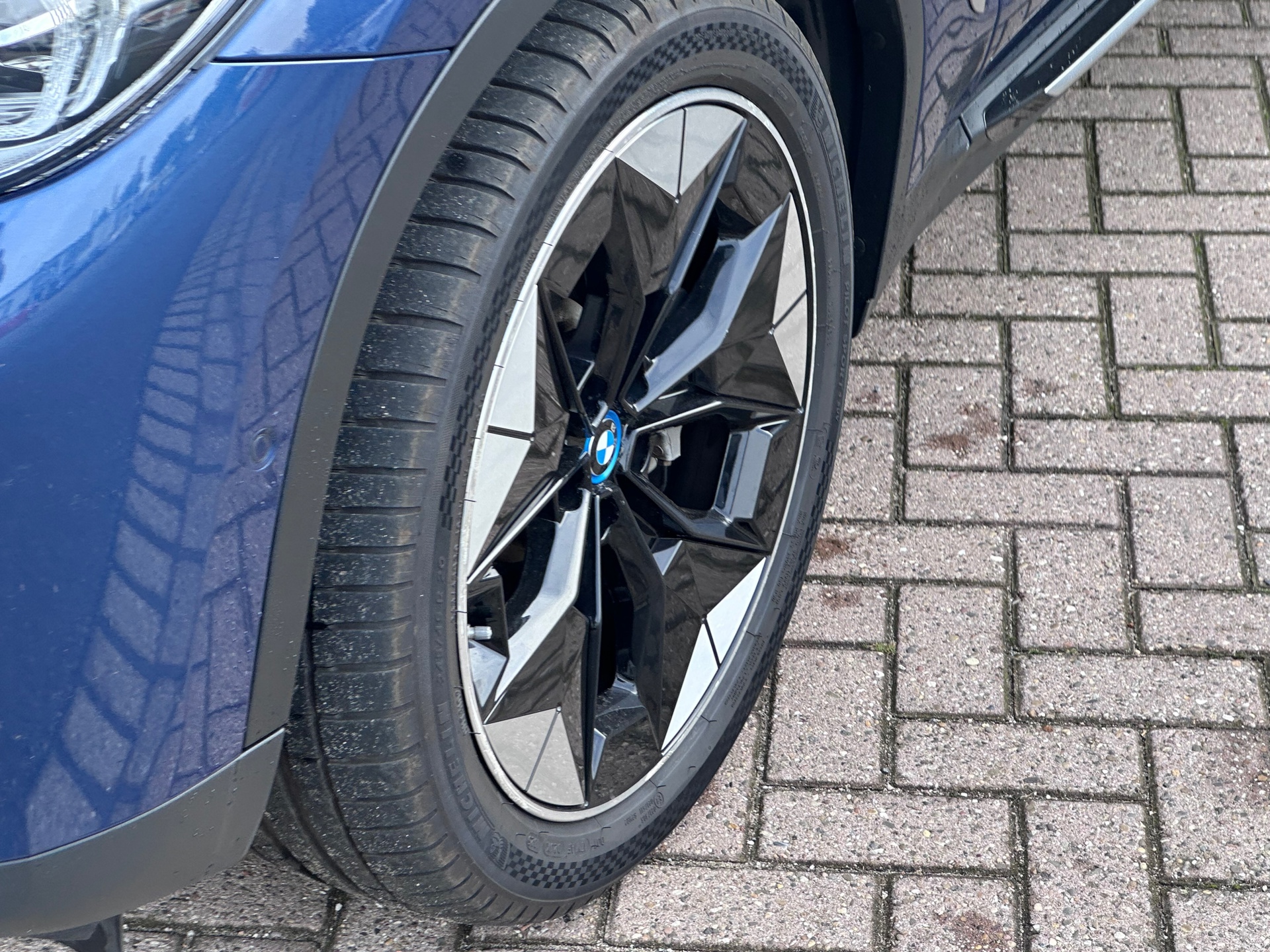 Foto van BMW Ix3