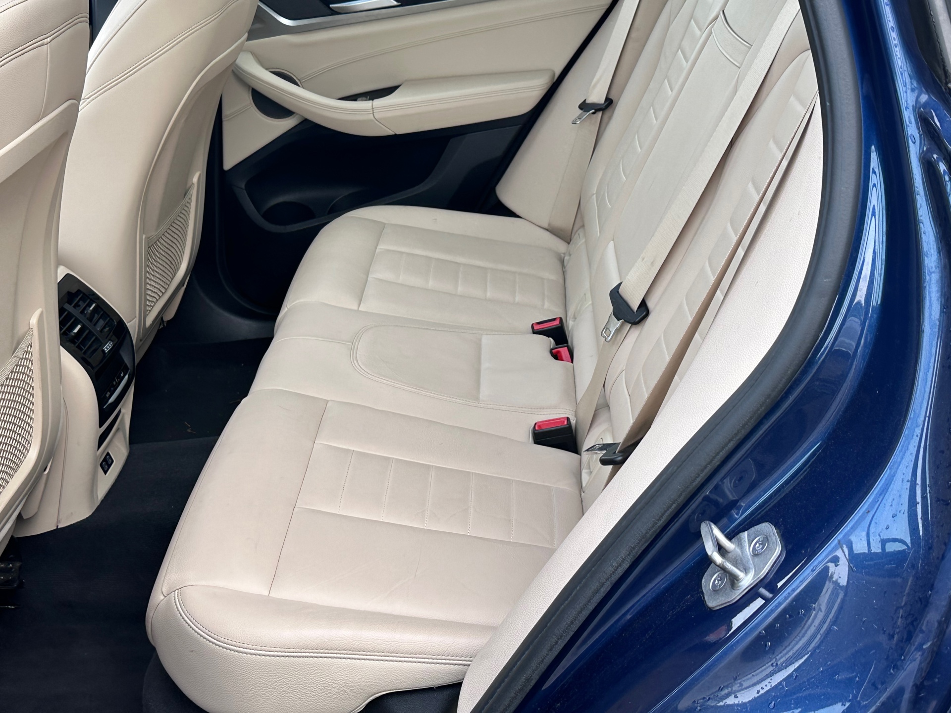 Foto van BMW Ix3