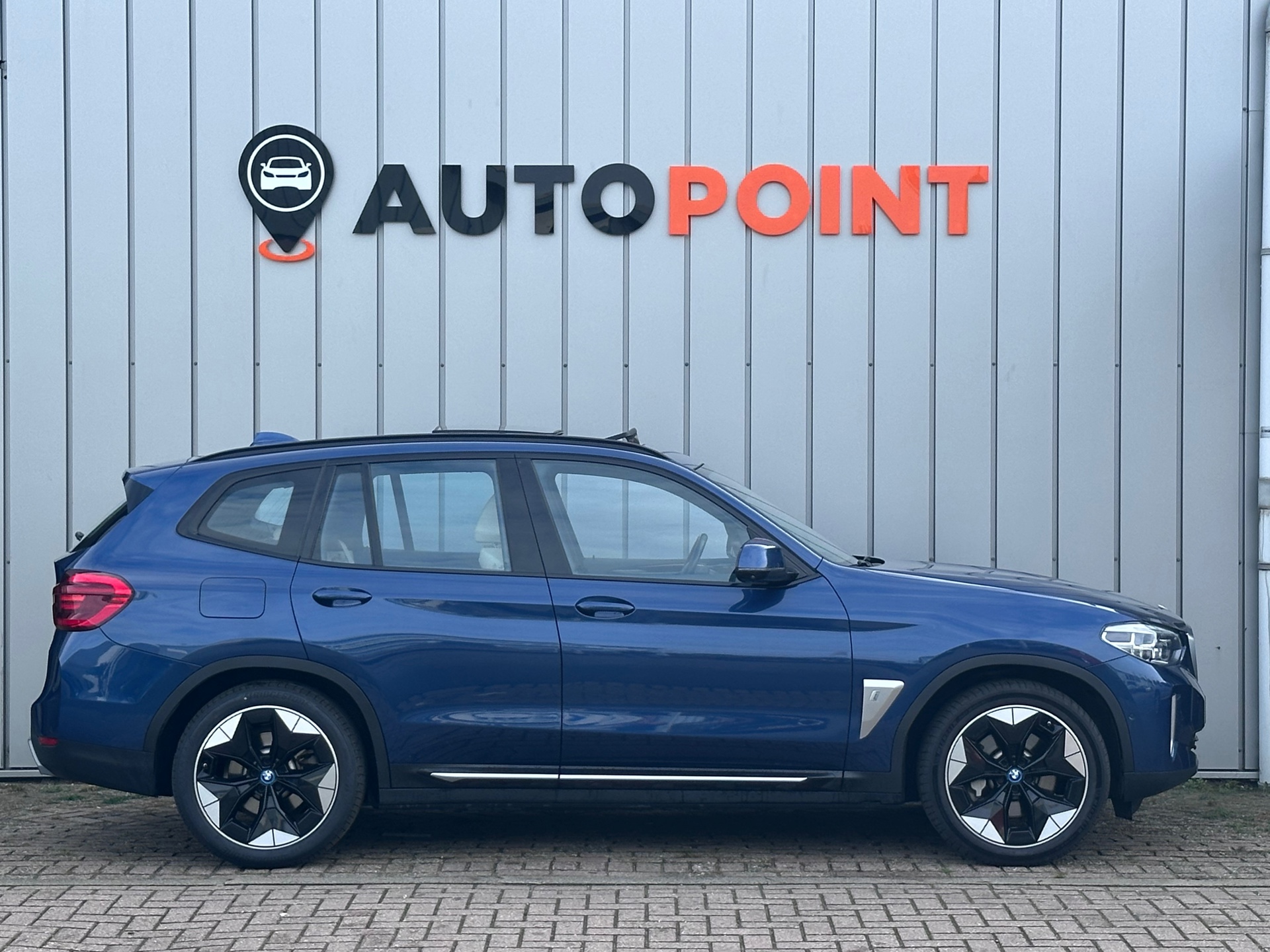 Foto van BMW Ix3