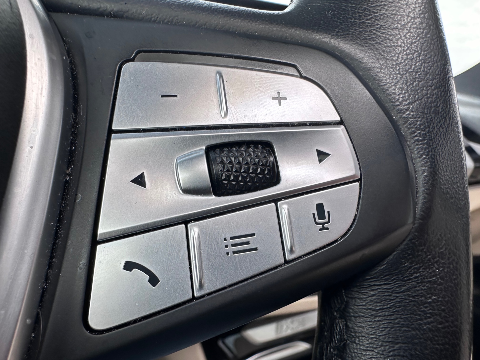 Foto van BMW Ix3