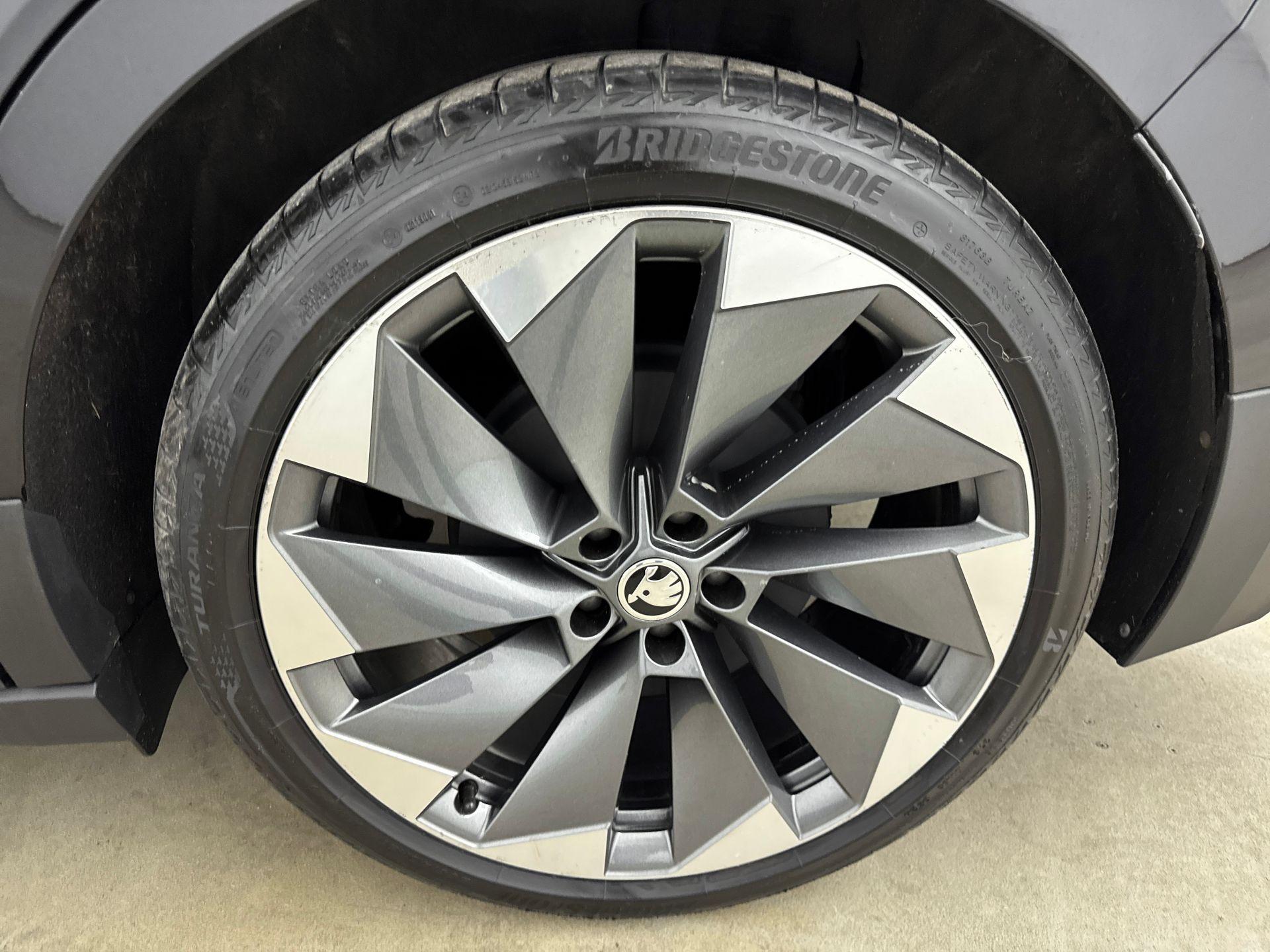 Foto van Skoda Enyaq 80