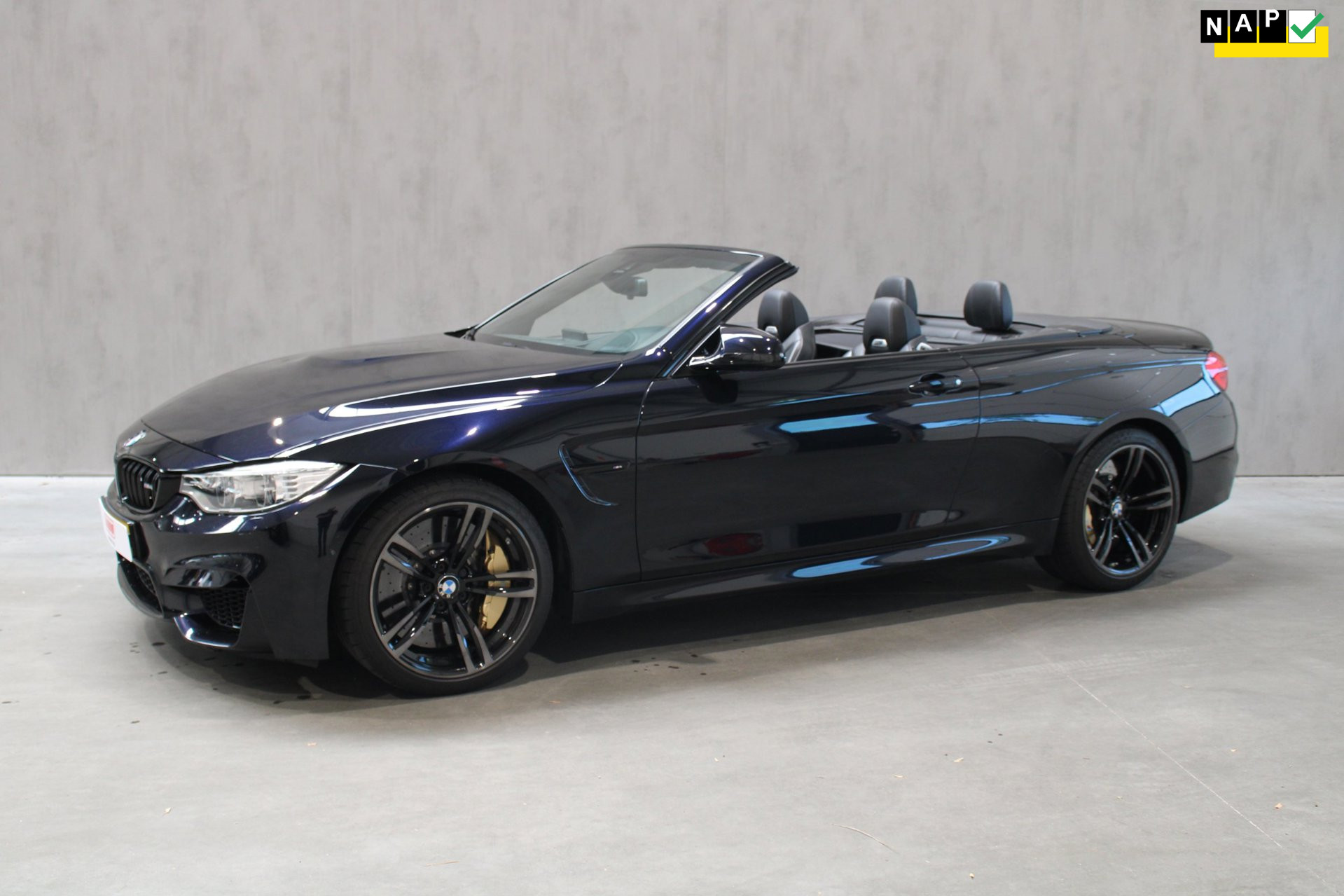 BMW M4 M4 Competition NL Auto/Nieuwprijs 149690/Keramische Remmen/Full option/Volledige history 2017 - voorkant