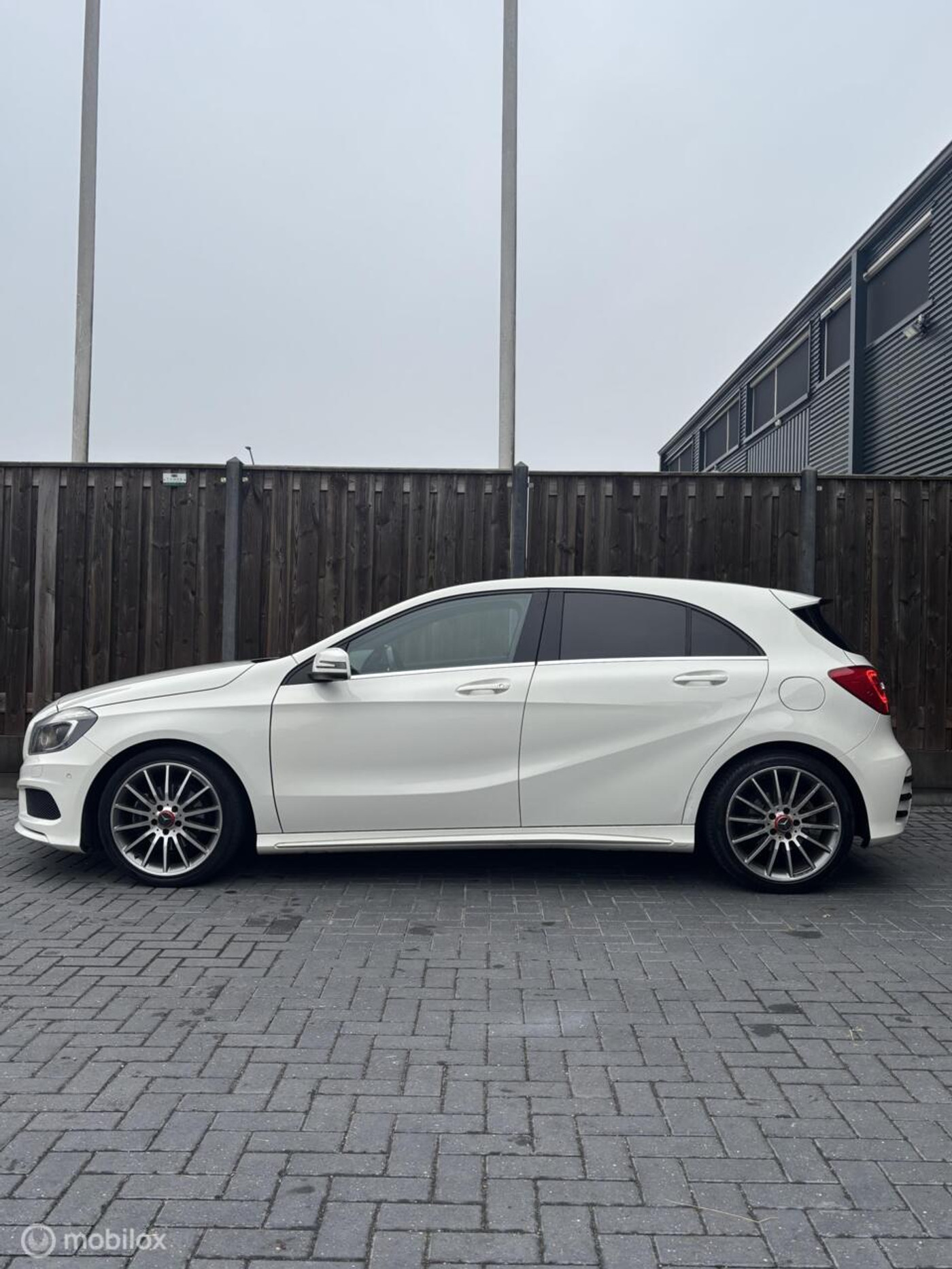 Foto van Mercedes-Benz A 180