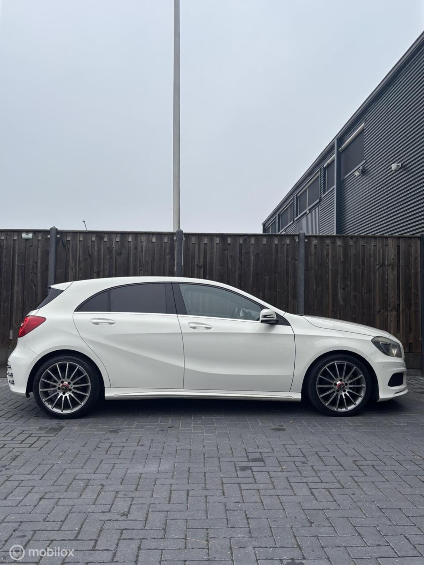 Foto van Mercedes-Benz A 180