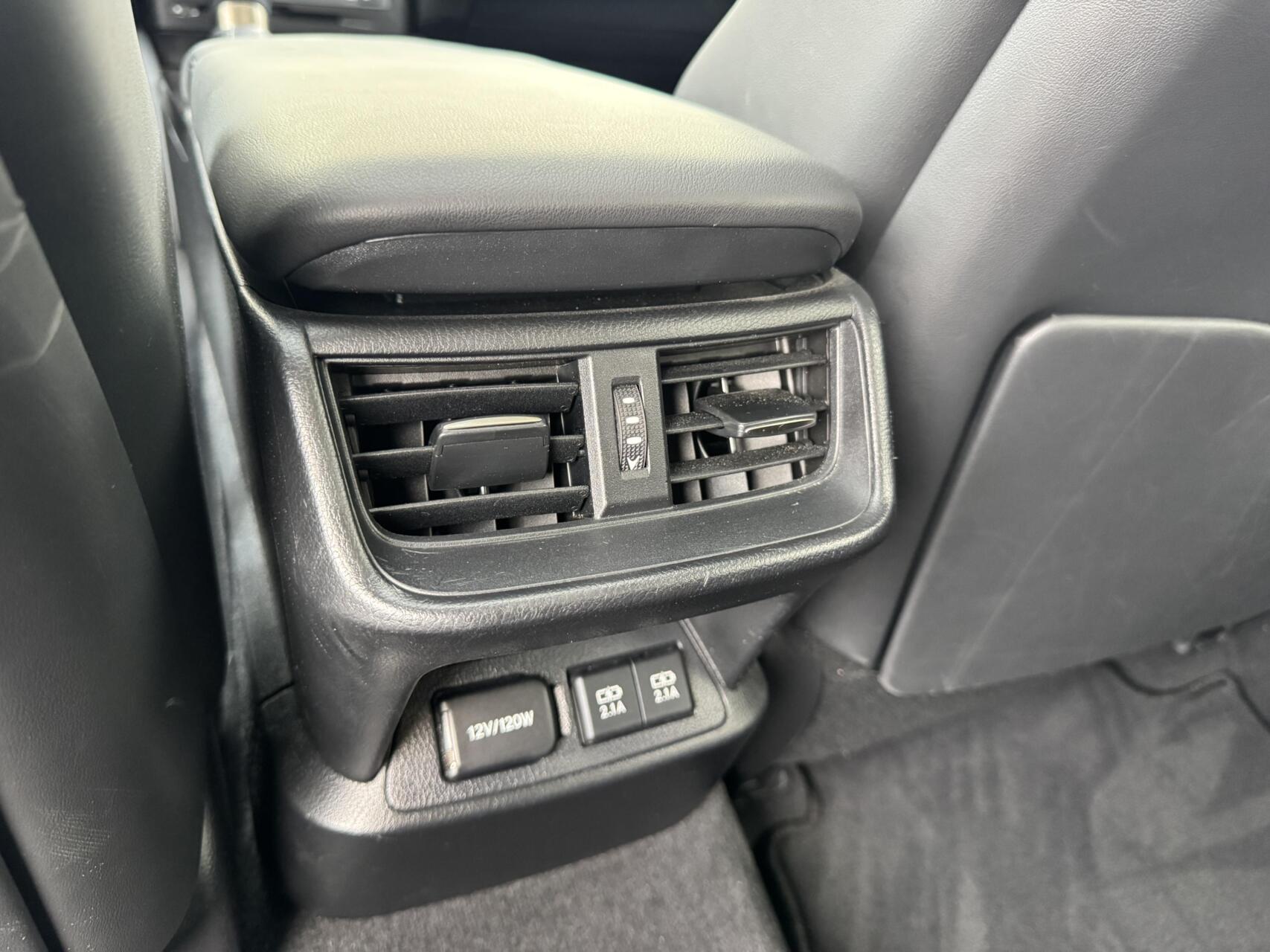 Foto van Lexus Lexus Es300h