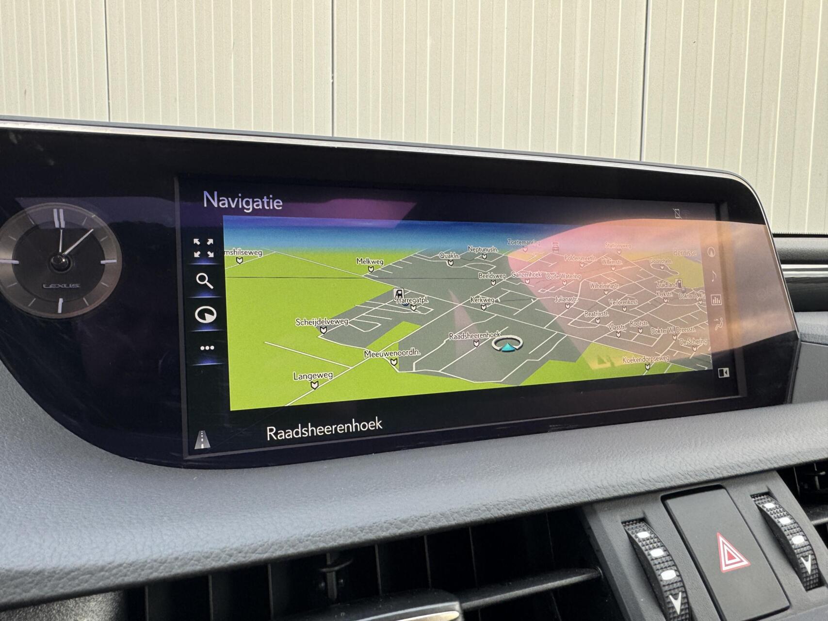 Foto van Lexus Lexus Es300h