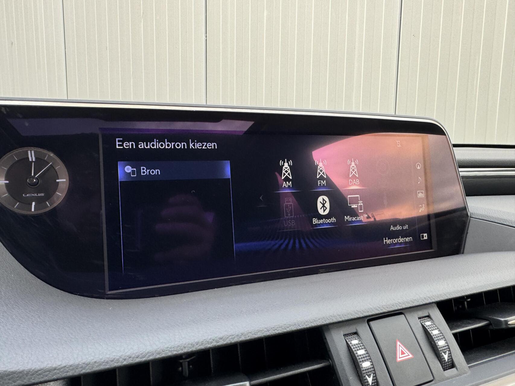 Foto van Lexus Lexus Es300h