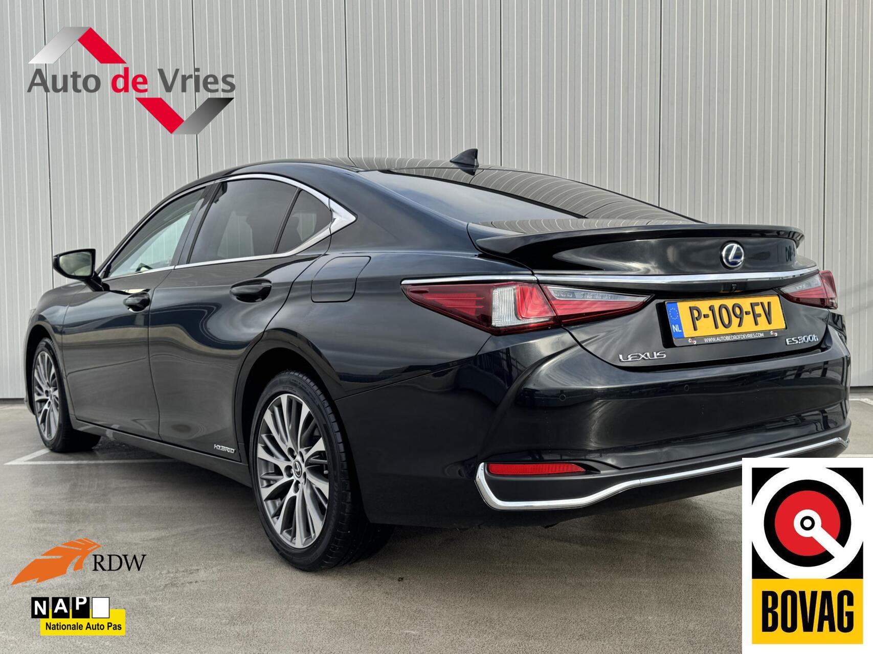 Foto van Lexus Lexus Es300h