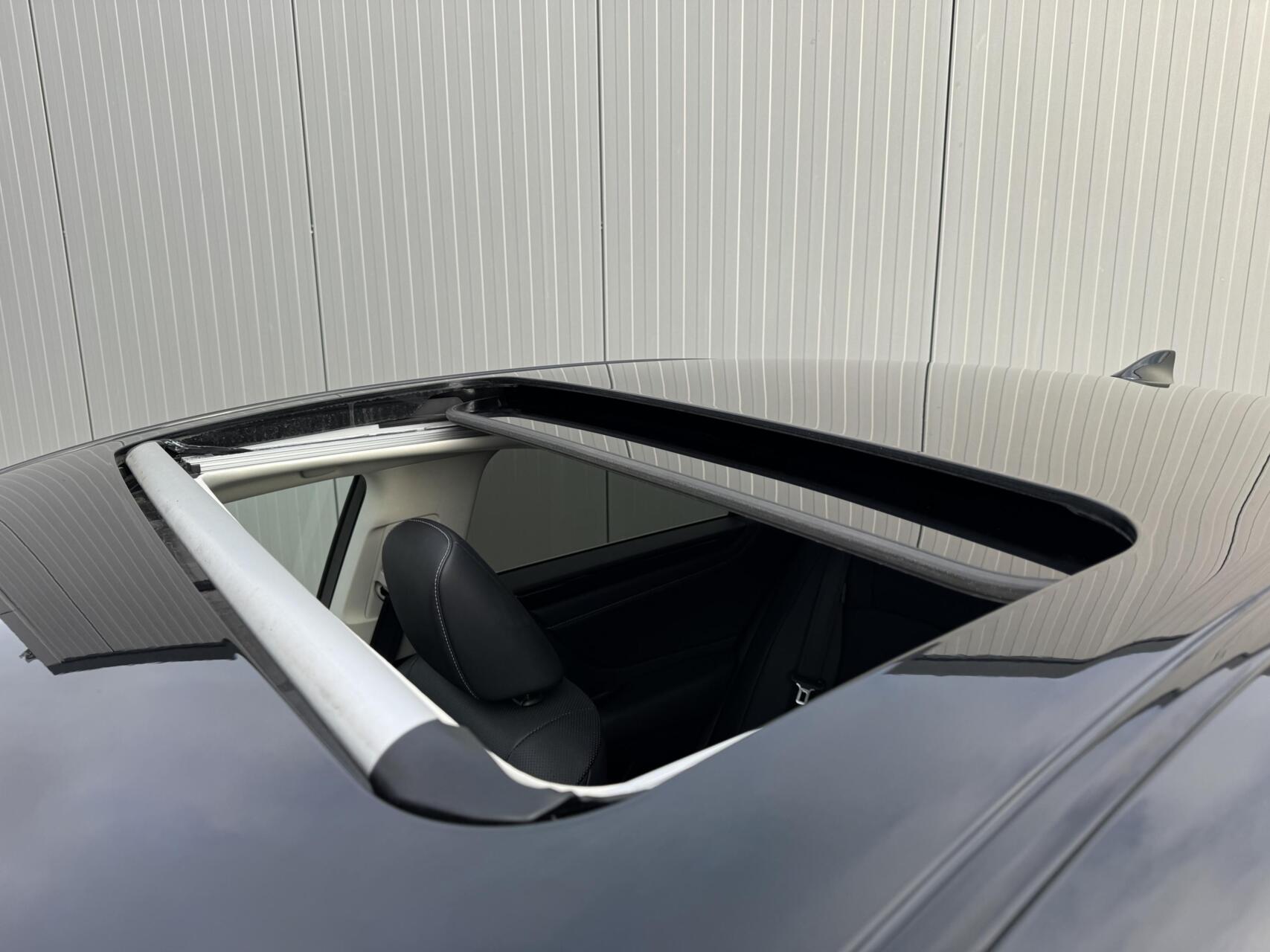 Foto van Lexus Lexus Es300h
