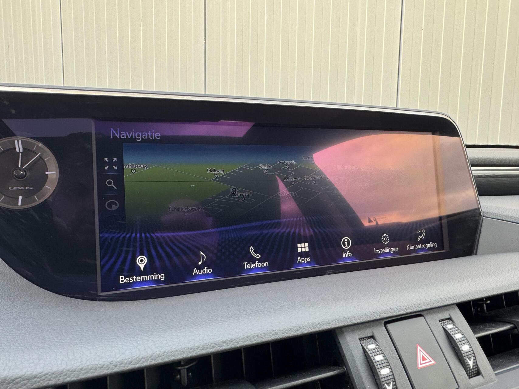 Foto van Lexus Lexus Es300h