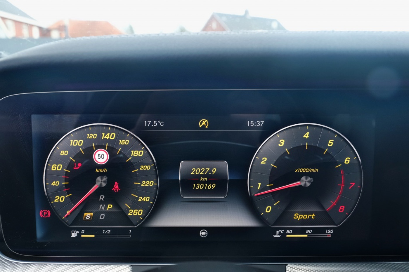 Foto van Mercedes-Benz E 250