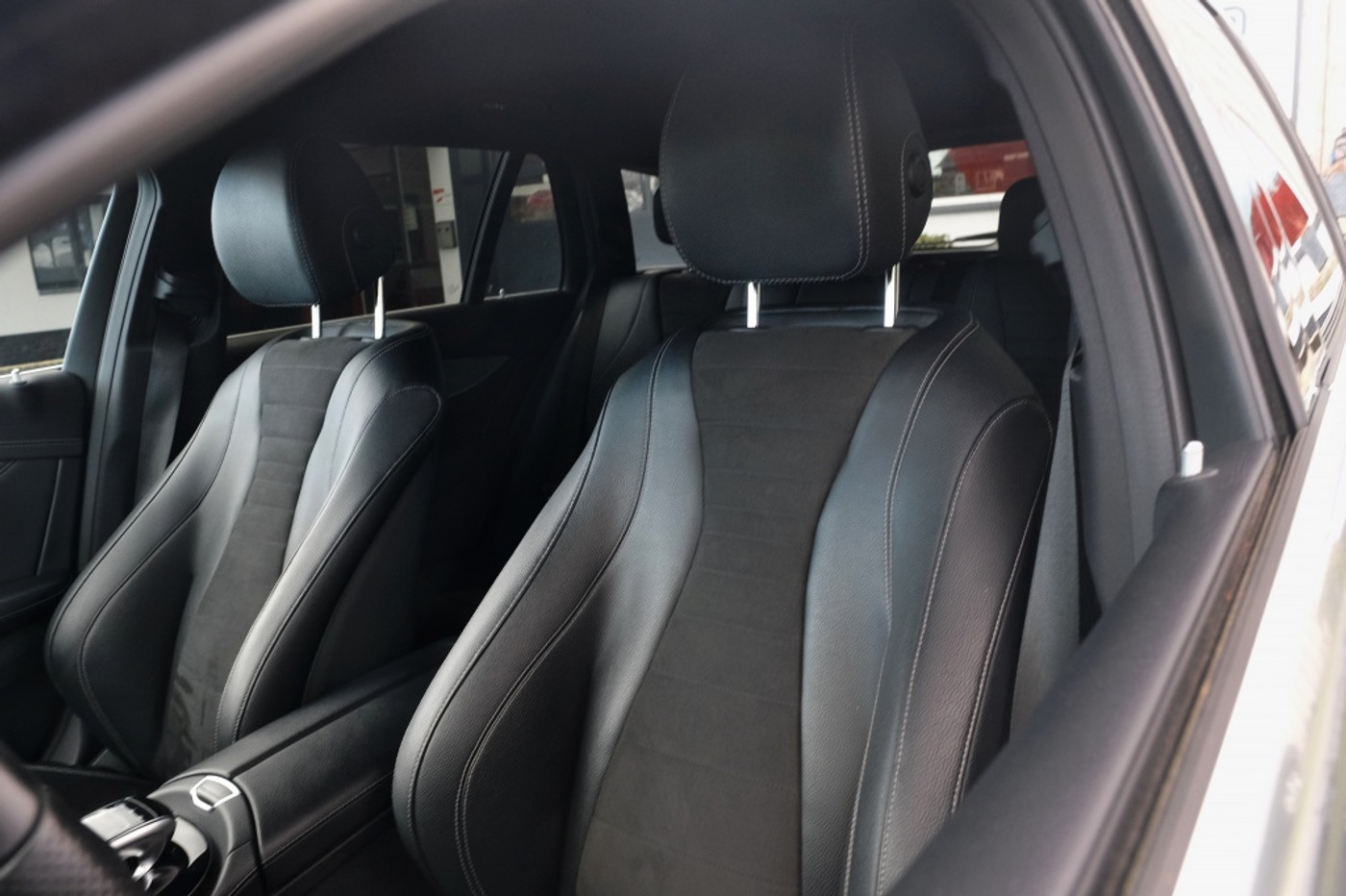 Foto van Mercedes-Benz E 250