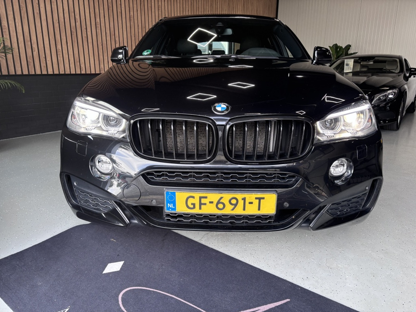 Foto van BMW X6 Xdrive30d