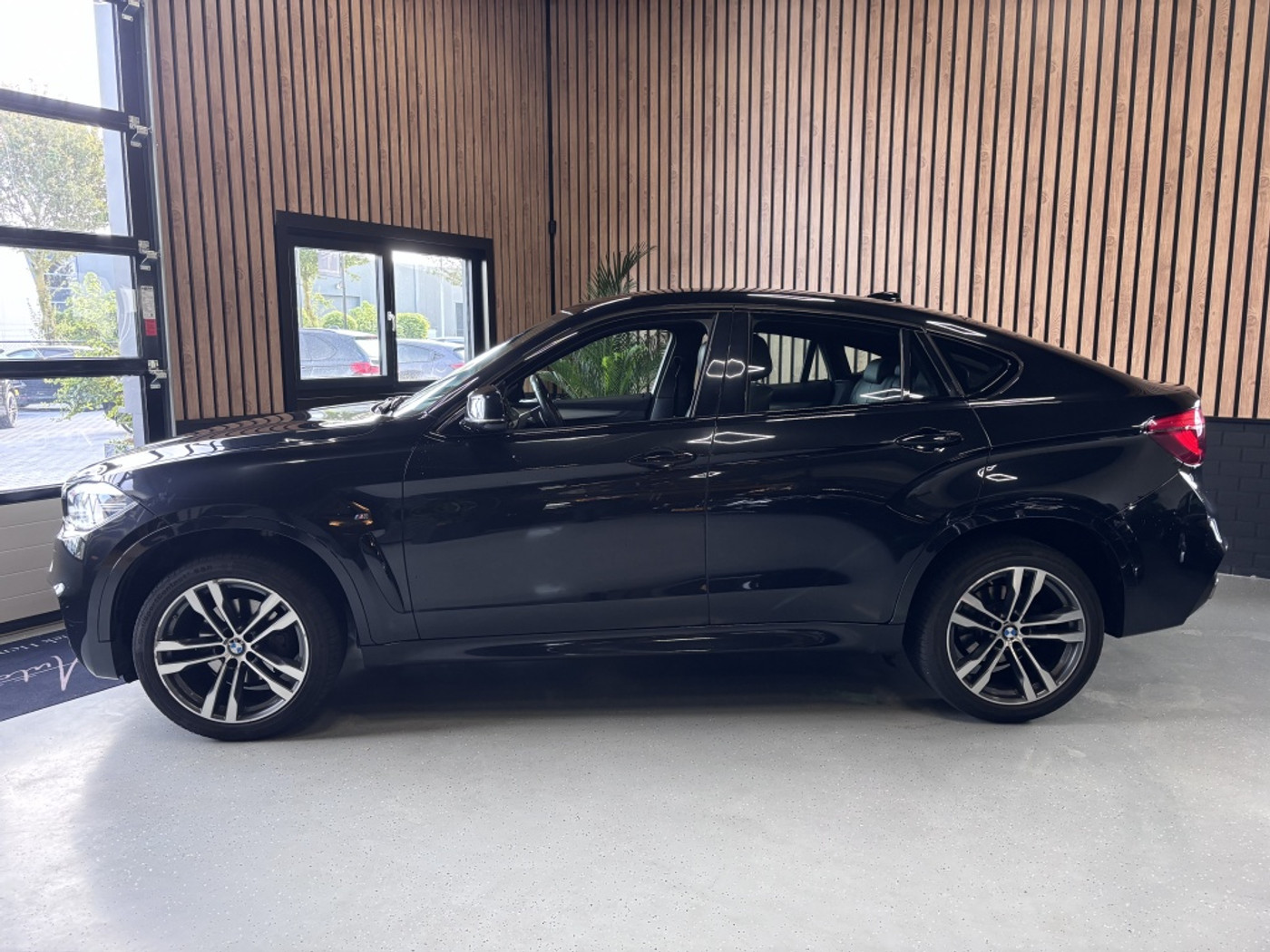 Foto van BMW X6 Xdrive30d