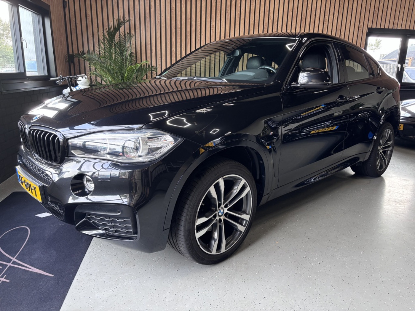 BMW X6 Xdrive30d xDrive30d High Ex. 2015 - voorkant